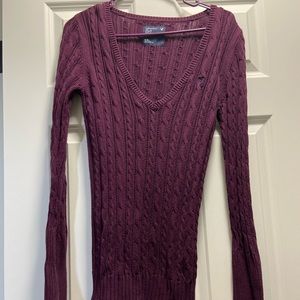 Cable Knit Long Sleeve Sweater - Maroon